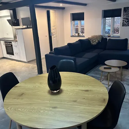 House Overlooking The Countryside And Close To The Villa